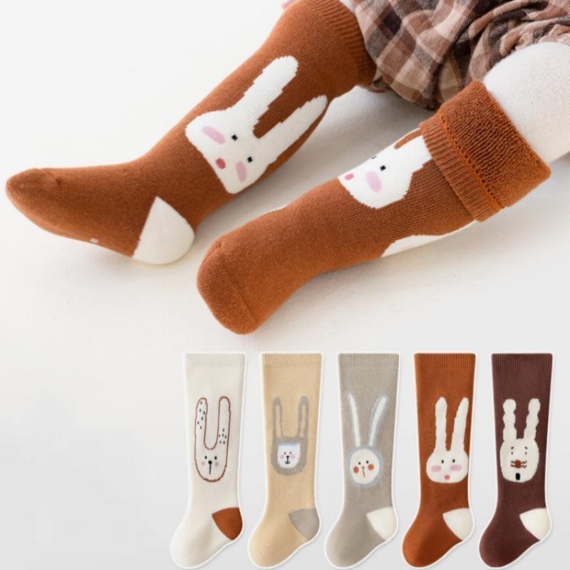 Новые носки с милым мультяшным кроликом для малышей и новорожденных, махровые носки с мехом внутри, длинные детские платные носки