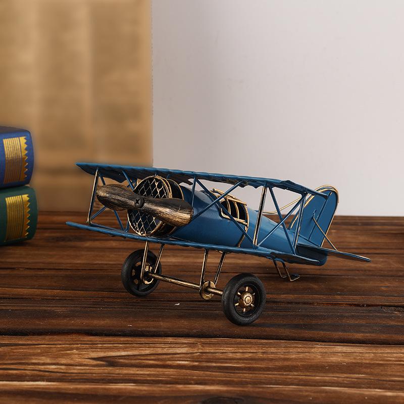 Creative WWII Retro Metal Airplane Model - Office Decoration and Gift