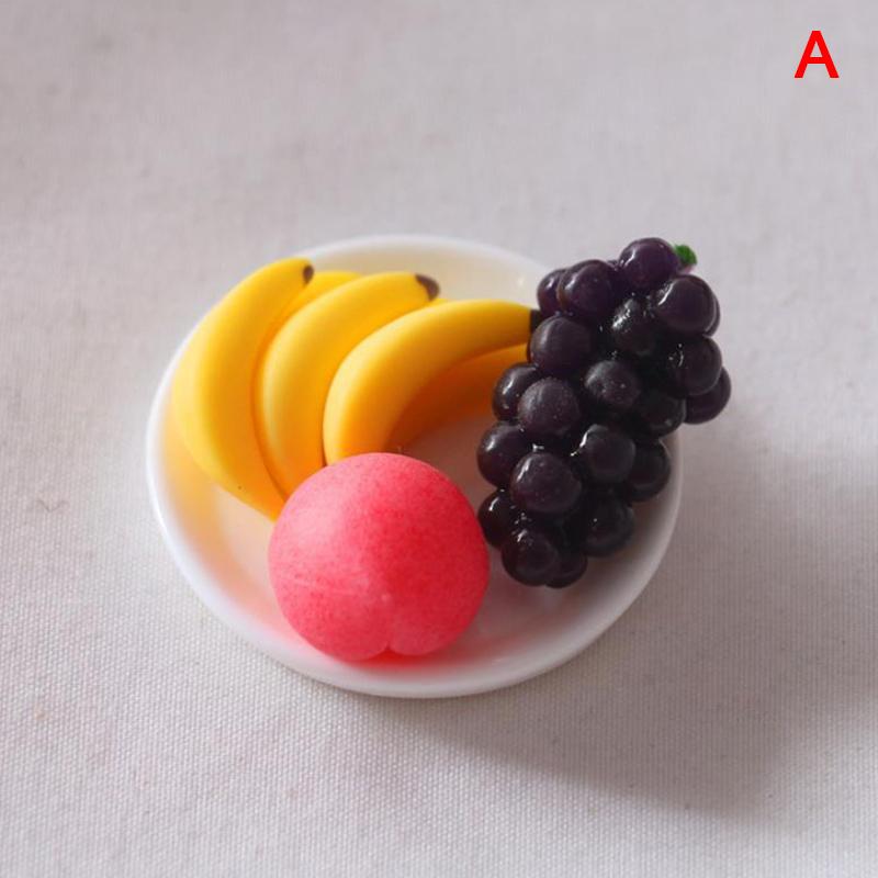 6Pcs Mini Simulation Fruit Plate Grape Banana Peach Dollhouse Kitchen Decoration