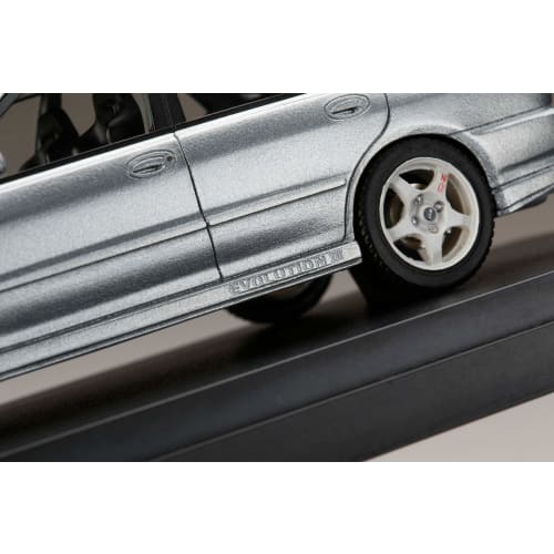 Hobby Japan MARK43 1/43 Mitsubishi Lancer GSR Evolution III (CE9A) Queen's Silver Finished Model PM43127S