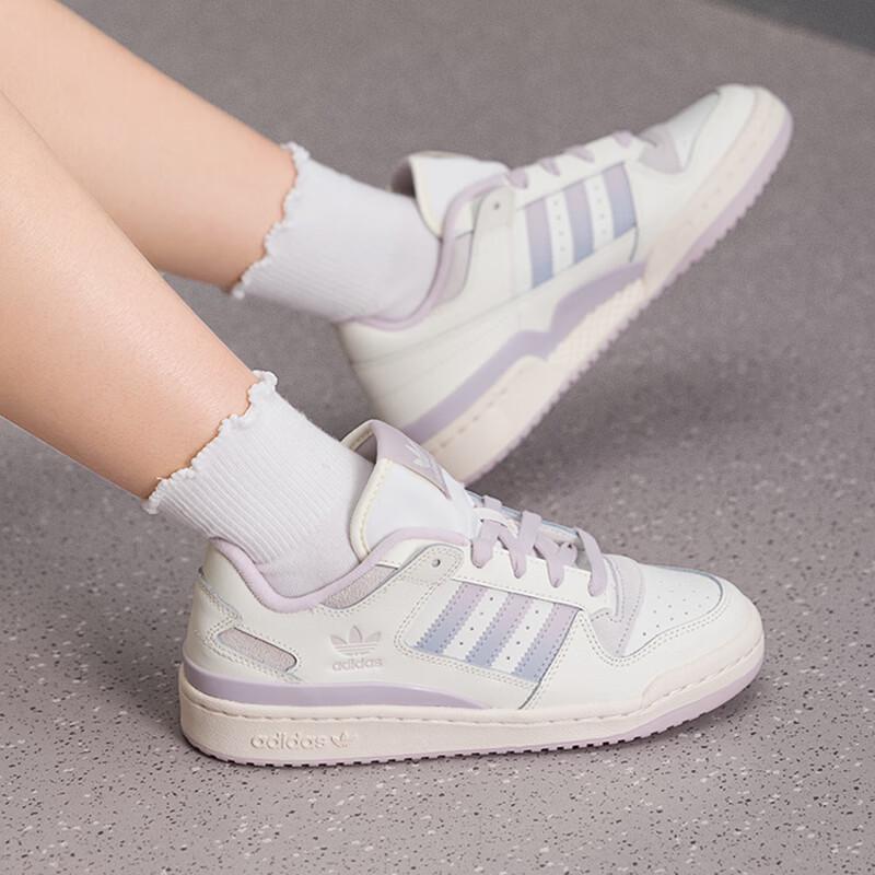adidas Женские кроссовки для повседневной носки JP9023