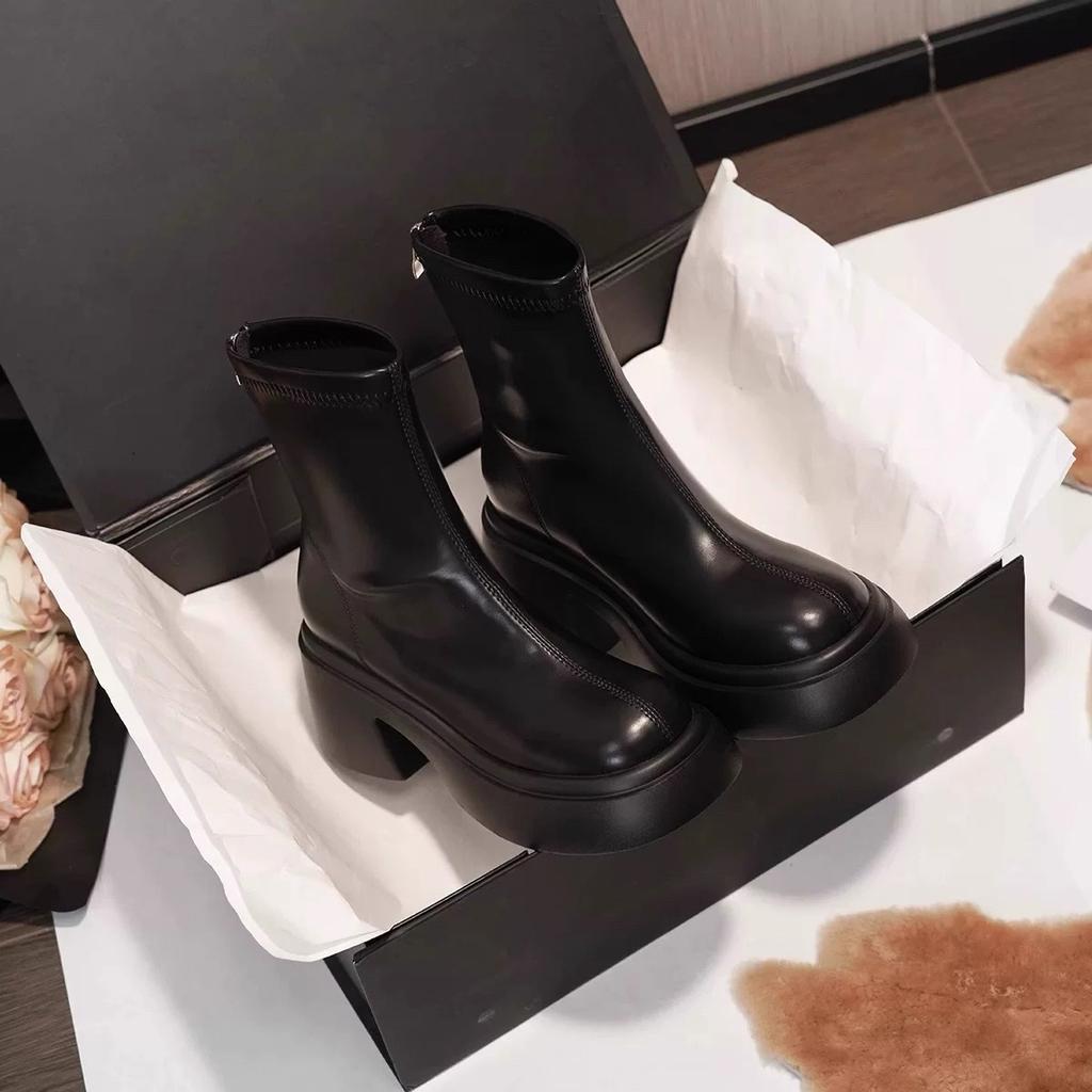 Huge Good-looking Short Boots Women's 2025 Autumn New British Small Popular High-heeled Boots Platform Women's Shoes Thin Boots