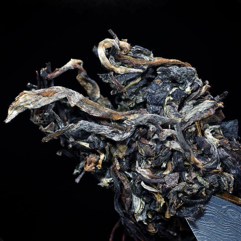 Scrape Wind Walled Пуэр Сырой чай Иу Чайный район Seven Son Cake Чай 357 г Торт