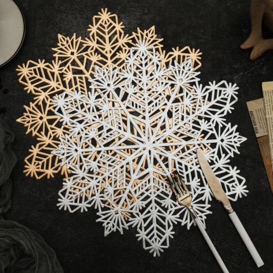 Cup Coaster Mug Pad Hollow-out Design Non-Slip Decorative Christmas Snowflake Table Mat Placemat Decoration