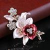 Брошка-украшение для женщин