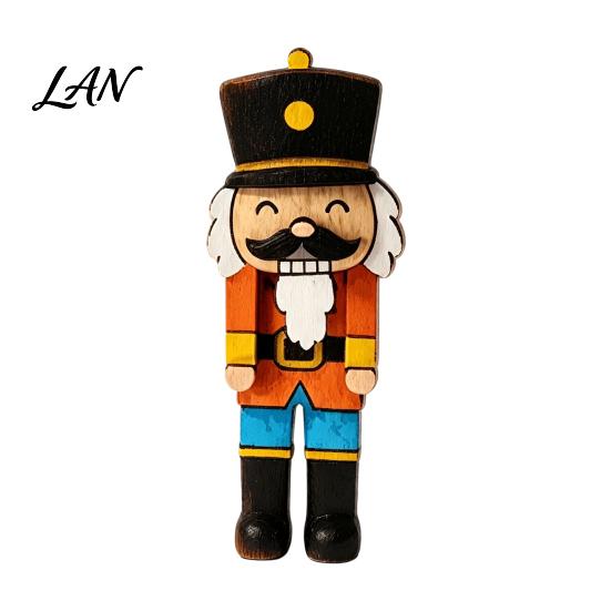 Christmas Party Favors for Kids Wooden Dangle Toy, Santa Claus Refrigerator Magnet, Cute Cartoon Magnetic Iron Decoration Accessories Snowman