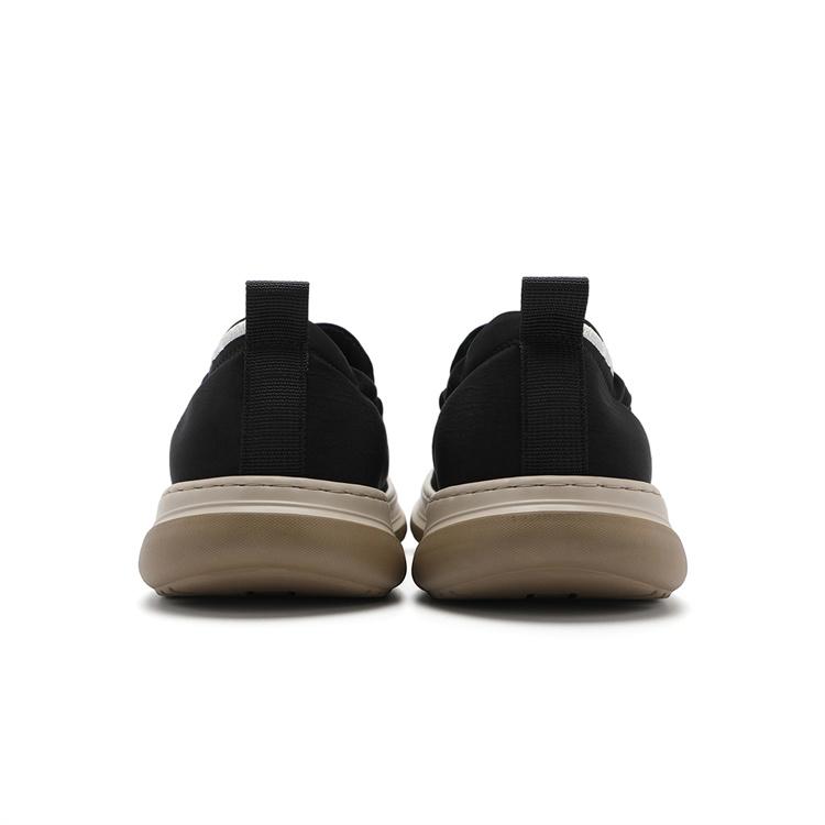 Fashionable embossed foot pedals: comfortable men's casual shoe covers made of spring and summer fabrics