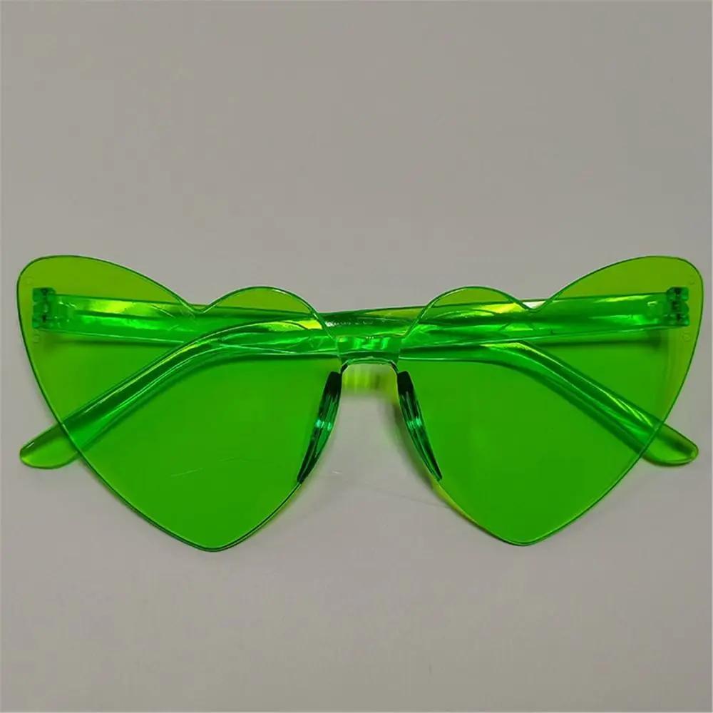 UV Protection Lightweight Comfortable Durable High Quality Multi Colored Lenses Female Male Sun Glasses Heart-shaped