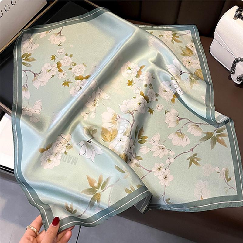 Hangzhou 100% Mulberry Silk Floral Lotus Women's Scarf, 53cm Square Shawl