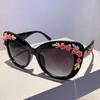New Sunglasses Large Frame Women Cat Eye Glasses Retro Fashion Floral Sunglasses Trendy Sunscreen Sunglasses Vacation Glasses
