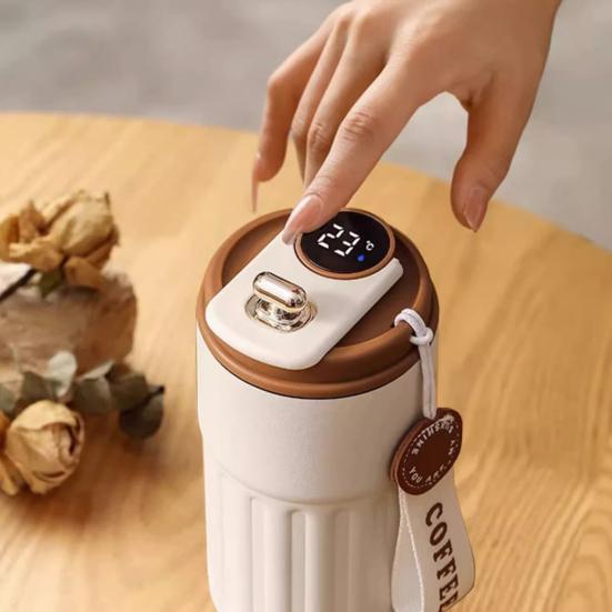 Умная термоизоляционная чашка емкостью 450 мл с герметичной крышкой и дисплеем температуры для домашнего офиса на открытом воздухе