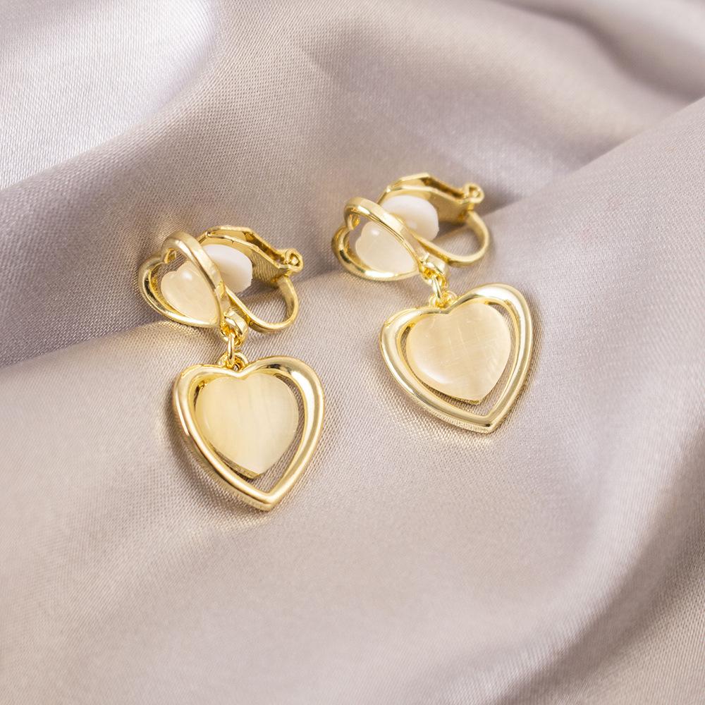 Универсальные легкие роскошные клипсы для ушей без проколов, повседневные высококачественные треугольные клипсы для ушей, универсальные женские серьги