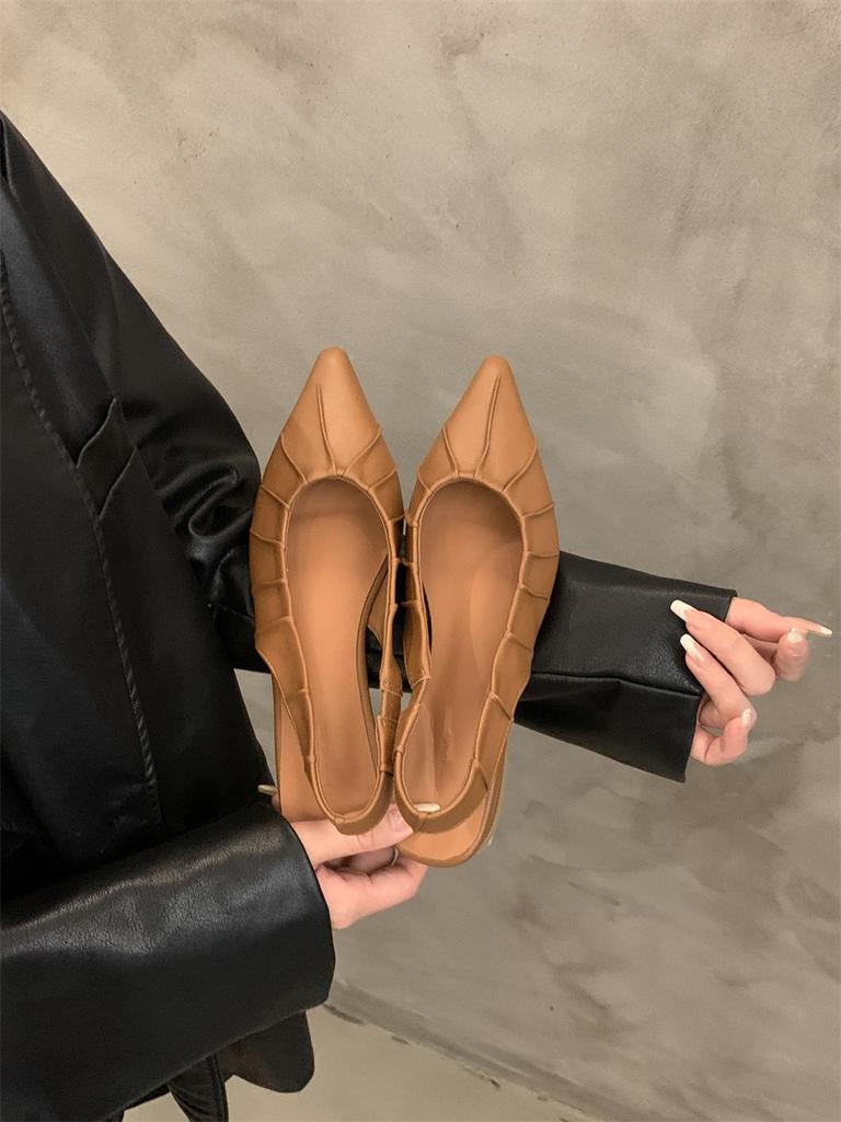 Spring and summer 2024 new thick heel bag head sandals shallow mouth women's shoes rear empty French with skirt temperament pointed single shoes