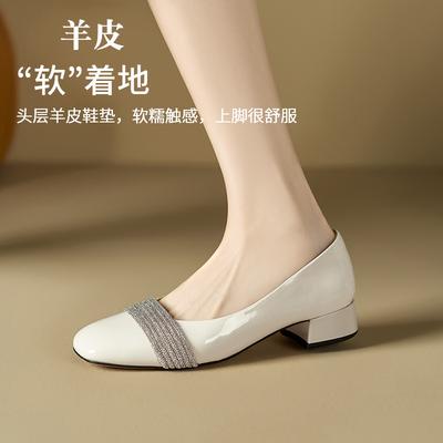 Маленькие одинарные туфли из овчины с квадратным носком, женские весенне-летние новые туфли на толстом каблуке со стразами, с мелким вырезом, Мэри Джейн, женские туфли, маленькие кожаные туфли