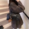 IELGY Ladies Shoulder Bag Retro Underarm Baguette Bag Commuter Large Capacity Portable