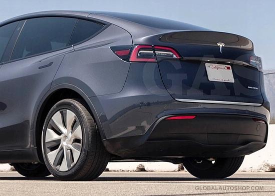 Tesla Model Y 2019+ Chrome Tailgate Trim