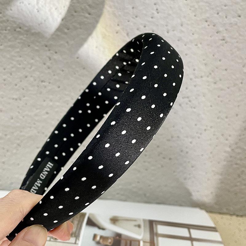 French Elegance Black Series Pearl Headband with Teeth - Autumn/Winter Collection