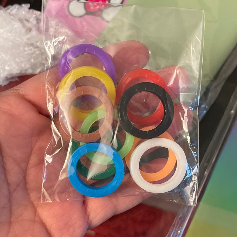 Яркие цвета, полые силиконовые чехлы для ключей, Топпер, брелок для ключей, брелок для ключей от автомобиля, чехол для ключей от дома