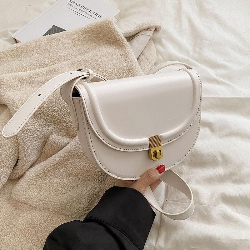 Retro saddle bag 2026 summer new shoulder messenger bag niche design women's bag texture underarm bag