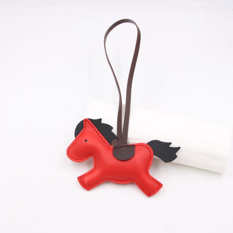 Брелок для ключей из искусственной кожи с лошадью, с веревочной кисточкой, модные аксессуары для подвешивания на сумку, подвеска для рюкзака, подарок к году Лошади