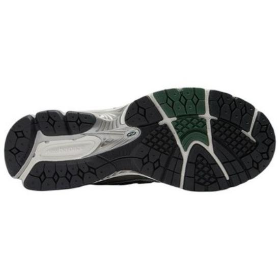 New Balance 1906R Серебристый металлик Ночной зеленый M1906REU