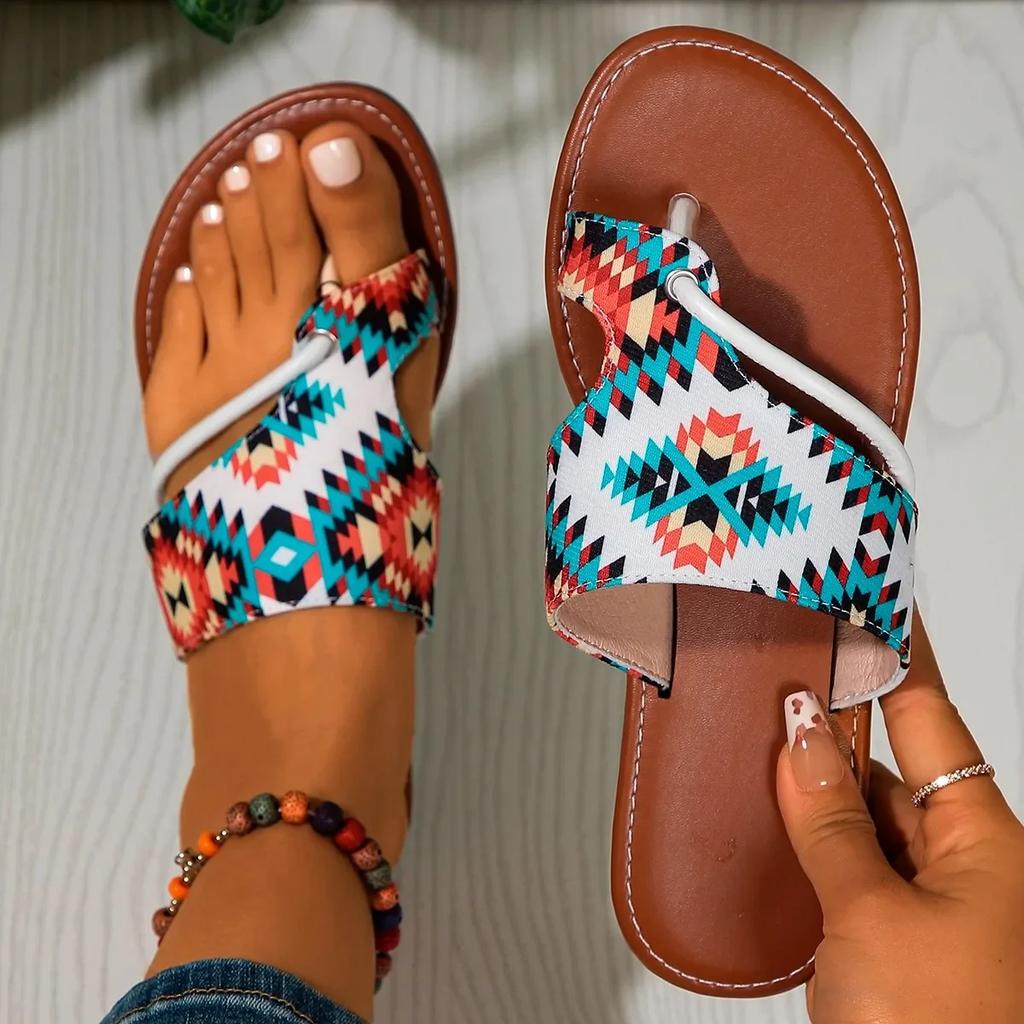 Модные женские бохо-плоские сандалии Новые повседневные шлепанцы-гладиаторы Женские большие размеры Мягкие пляжные шлепанцы Zapatos Outdoor