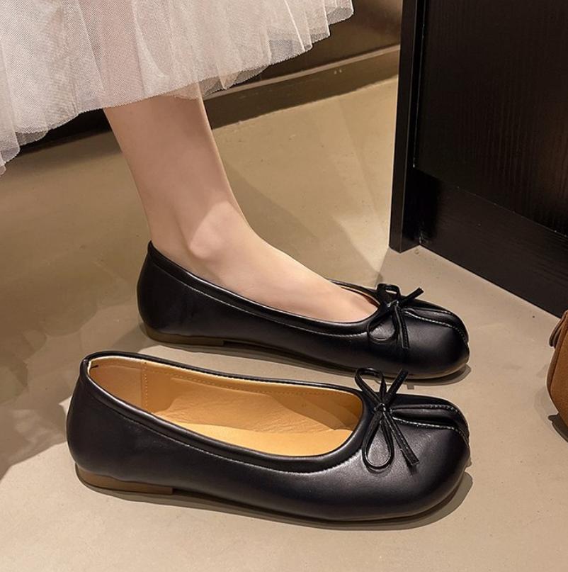 Мода 2025 Обувь Таби Ниндзя в Японском Стиле Женские Ретро Замшевые Балетки с Раздельным Пальцем и Носком-Копытцем Туфли-Лодочки Женские Мэри Джинс Мокасины Балетки