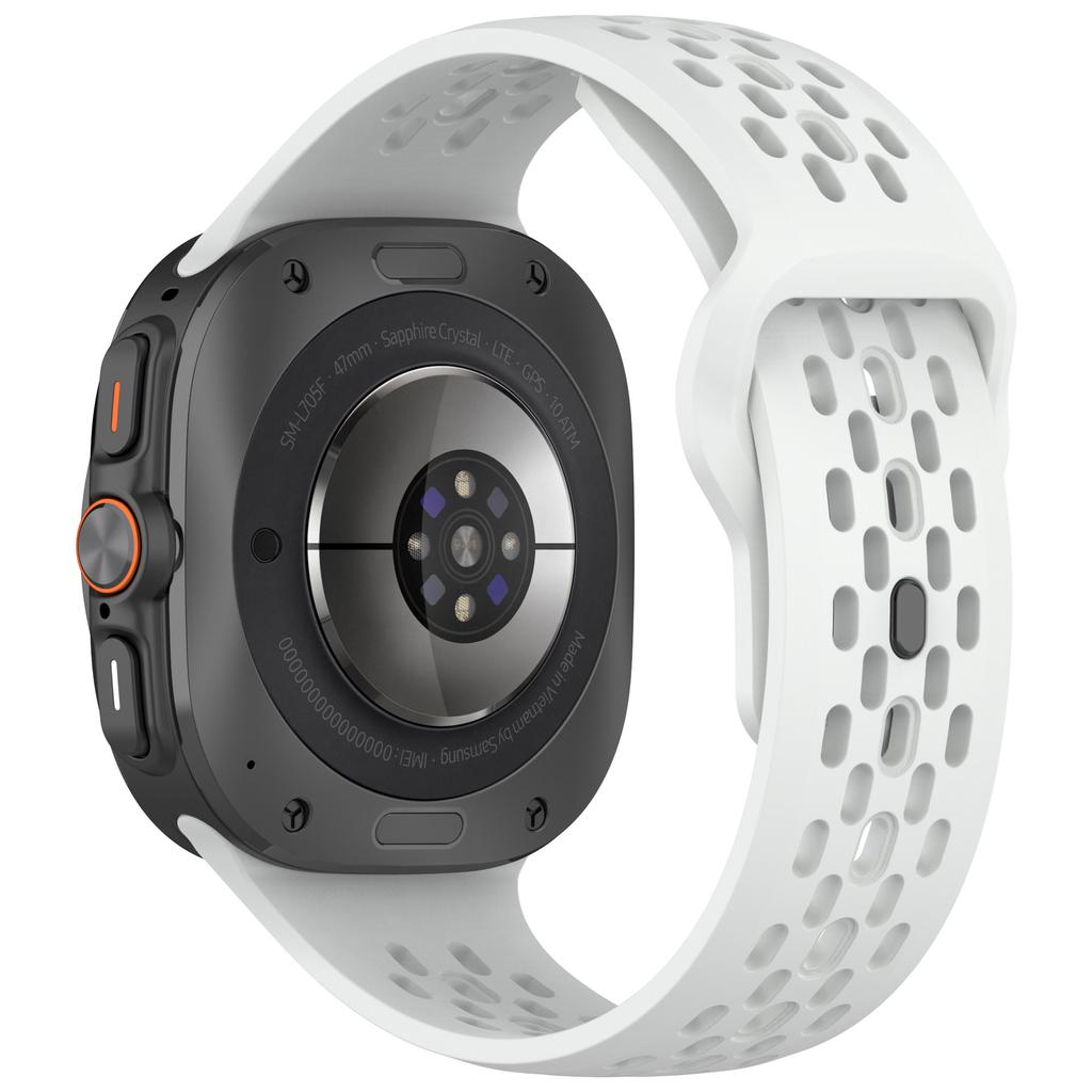 Soft Breathable Silicone Band for Samsung Galaxy Watch 7 Ultra 47mm Sports Loop Strap No Gaps Bracelet for GALAXY 7 ULTRA 47MM