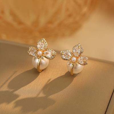 Легкие роскошные высококачественные серьги-гвоздики с цветком циркония и жемчугом, супер яркие серьги-лепестки, элегантные простые изысканные серьги для женщин