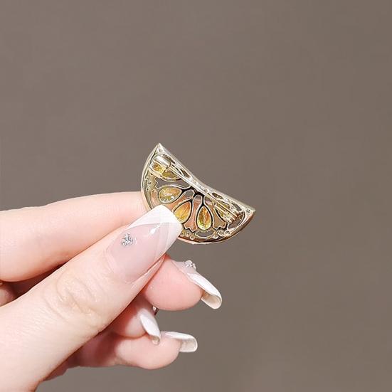 Симпатичная женская брошь, милая булавка в форме фруктов, цветов и животных, блестящие стразы, вечерние повседневные значки, аксессуары для одежды