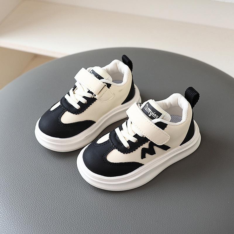 New Spring and Autumn Children's Leather Sneakers1-3Years Old2Boys' non-slip soft-soled casual sneakers, girls' German training shoes