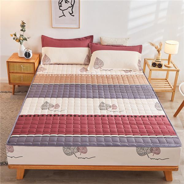 Quilted Mattress Cover Printing Non-slip Fitted Bed Sheet Dust Protection Cover Thicken Bedding Sheet Bedcloth No Pillowcases