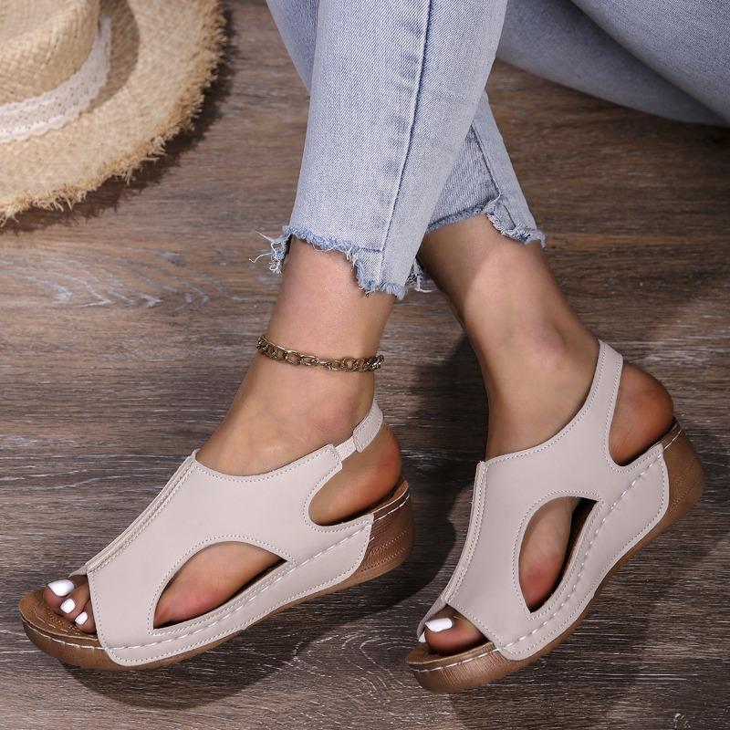 Fashion Fashionable Women's Sandals for Summer Outdoor Comfort Thick Soled Women's Hollow Toe Wedge Casual Soft Soled Beach Shoes