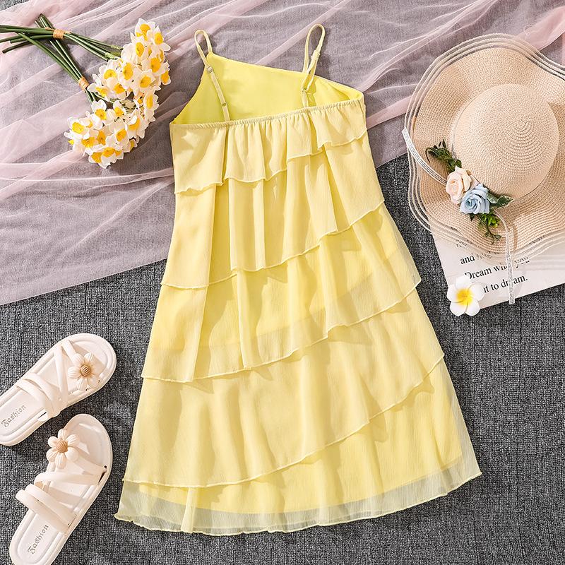 Girls' Fashionable Yellow Spaghetti-Strap Dress: Spring/Summer Children's Beach Vacation-Style Dress