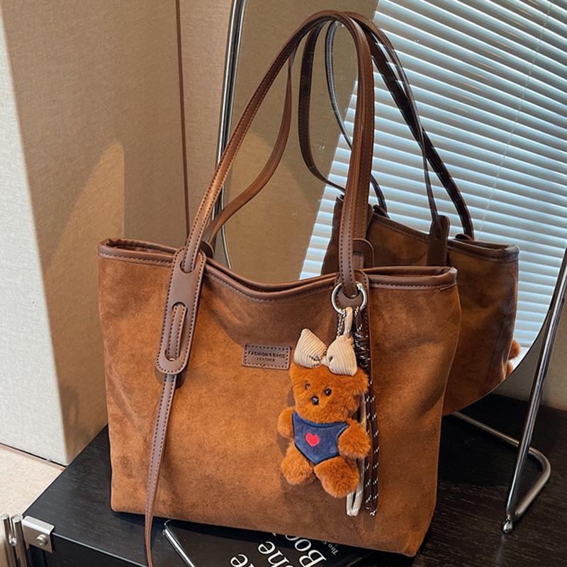 Retro Large-capacity Tote Bag, Fashionable and High-quality Single-shoulder Bag, Simple Commuting Bag