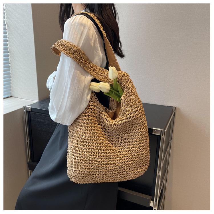 Сумка ручная новая повседневная на плечо пляжная для отпуска большой вместимости для поездок на работу плетеная соломенная сумка-тоут для женщин