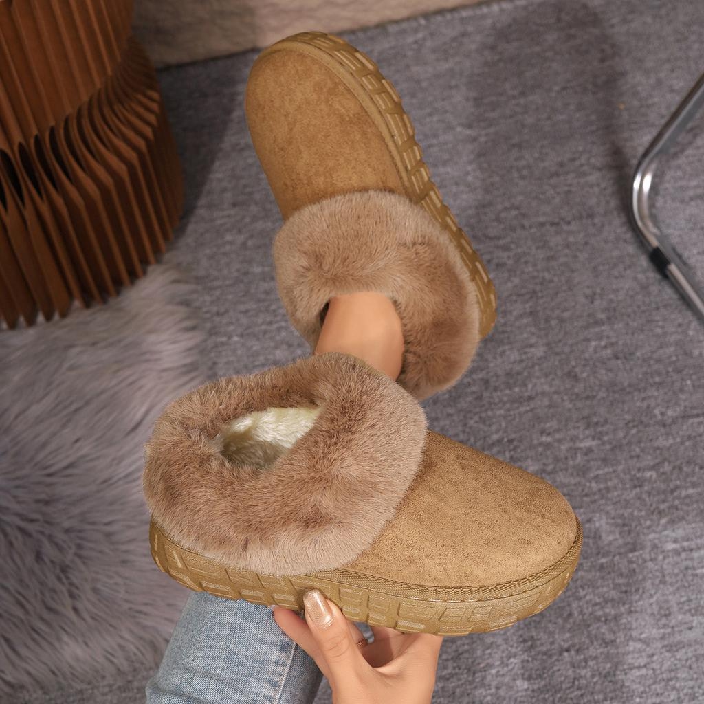 Thick-soled Snow Boots for Women's 2025 Winter New Piled and Thickened Warm Large Cotton Shoes with Integrated Leather and Fur Bread and Wool Shoes