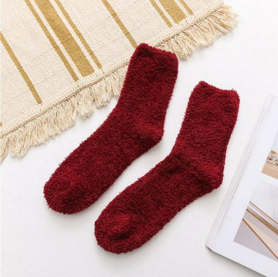 Мужские однотонные толстые теплые носки для сна средней длины - осенне-зимние носки с полукружием из бархатной пряжи и перьев кораллового цвета