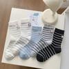 Полосатые универсальные носки для женщин, хлопковые носки до середины икры, модная тканевая этикетка, стиль колледжа, удобные и дышащие длинные носки