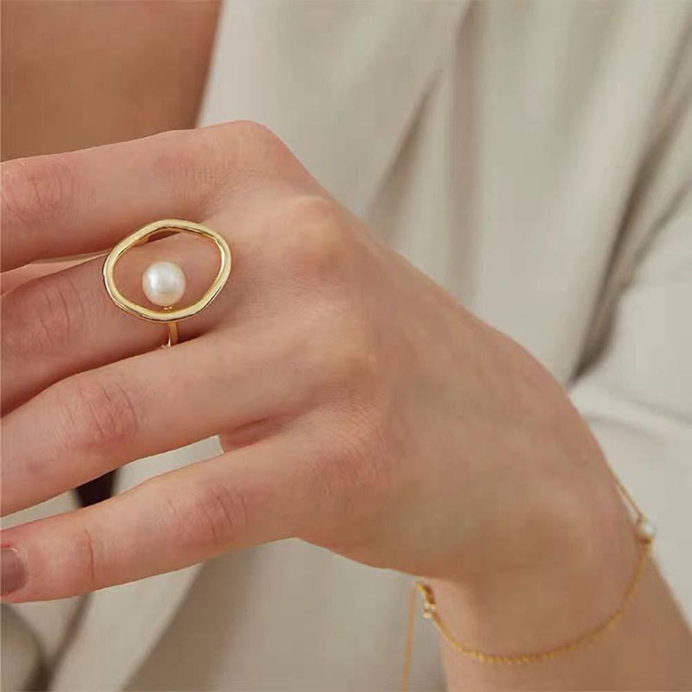 Pearl Women Fashion Faux Geometric Round Hollow Ring Finger Jewelry Party Gift