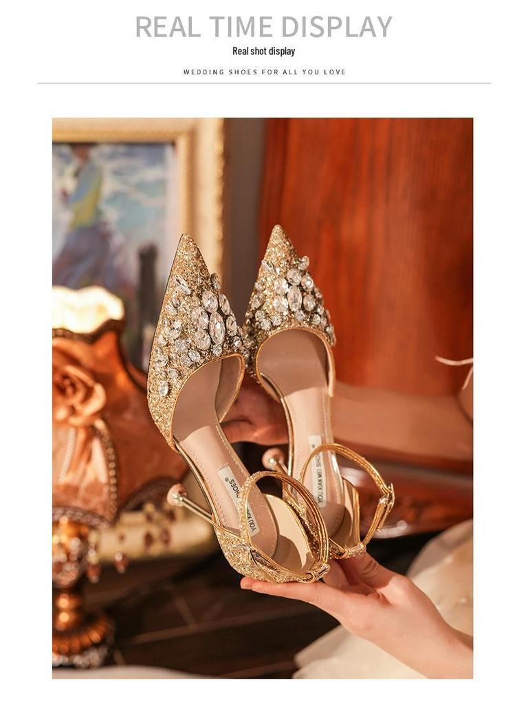 Элегантные туфли на высоком каблуке с блестками и одним ремешком со стразами – Идеально подходят для свадеб и банкетов