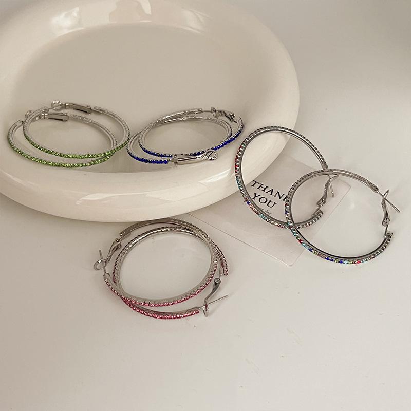 Европейские и американские ретро цветные серьги-кольца - Преувеличенный дизайн, Высококлассные модные аксессуары