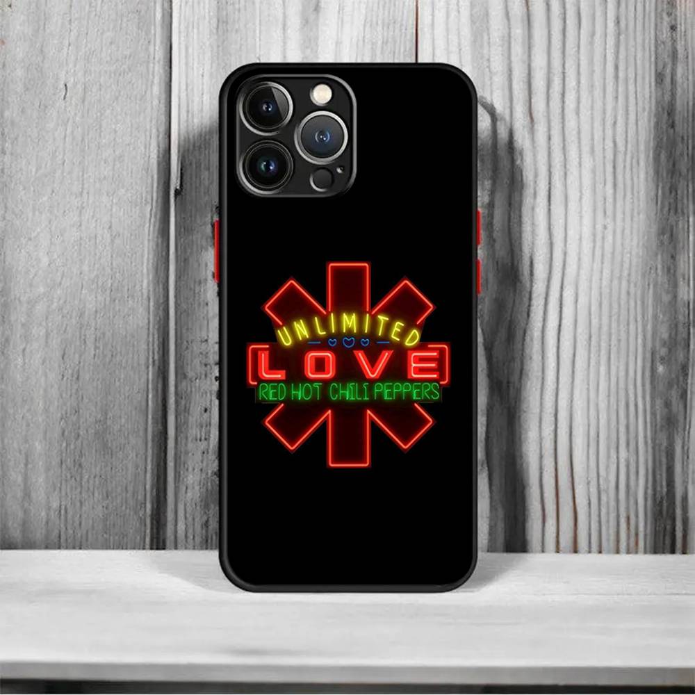R-Red Hot Chili Peppers Для iPhone 16 15 14 11 12 13 Mini Pro Max X XR XS Чехол для телефона ударопрочный матовый
