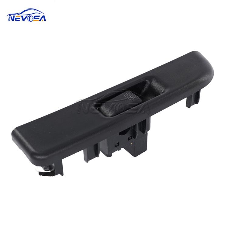 Suzuki RHD Power Window Switch Button 8-98147226-0