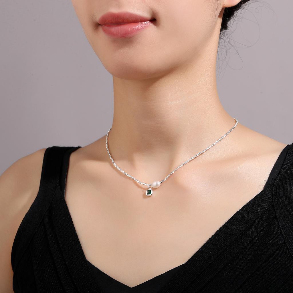 S925 серебряное легкое роскошное сломанное серебряное ожерелье сломанное серебро несколько таэлей квадратный изумруд циркон темперамент бусина маленькая квадратная бижутерия