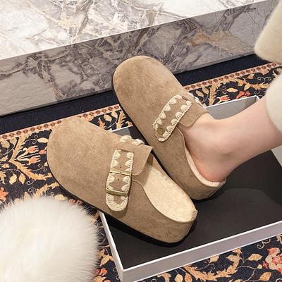 Утолщенная хлопковая подошва, тапочки с одним педалем, женские 2025, осень и зима, новые, для улицы, с закрытым носком, полушлепки, с ремешком и пряжкой, модные, на толстой подошве