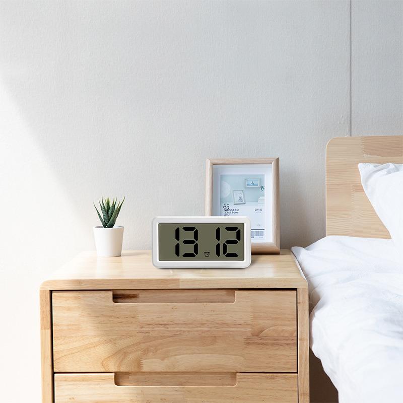 Цифровой будильник с питанием от батареек, отображение времени и даты, настольные часы с функцией повтора сигнала 12/24 ч, настенные ЖК-часы с батареей CR2032