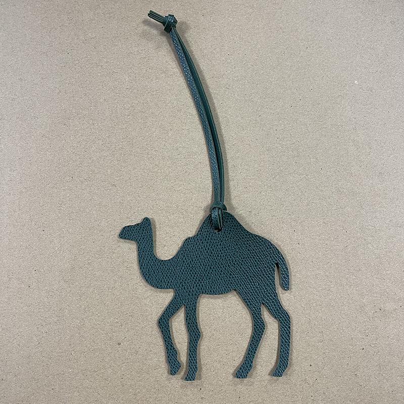 Милый кожаный верблюд брелок для ключей рюкзак кулон животное женская сумка шарм аксессуары