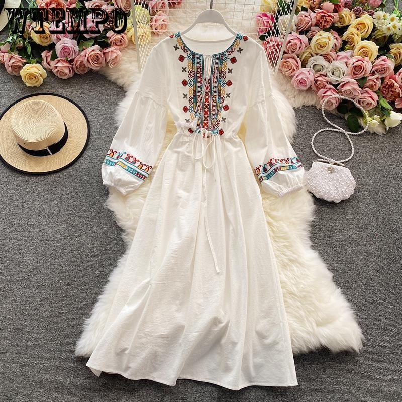 Women's Long Sleeve Round Neck Boho Dress Ethnic Long Embroidered Cotton Seaside Vacation Dresses