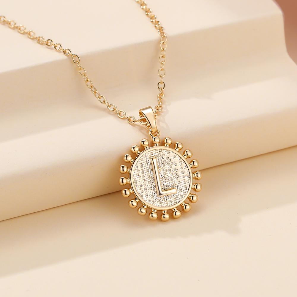 Ожерелье с инициалами для женщин, 1 шт., золотого цвета, круглая подвеска с буквами, цепочка, ожерелье, колье, ювелирные изделия с алфавитом